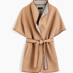 COLLECTION CONTRAST CAPE IN DOUBLE-FACED WOOL